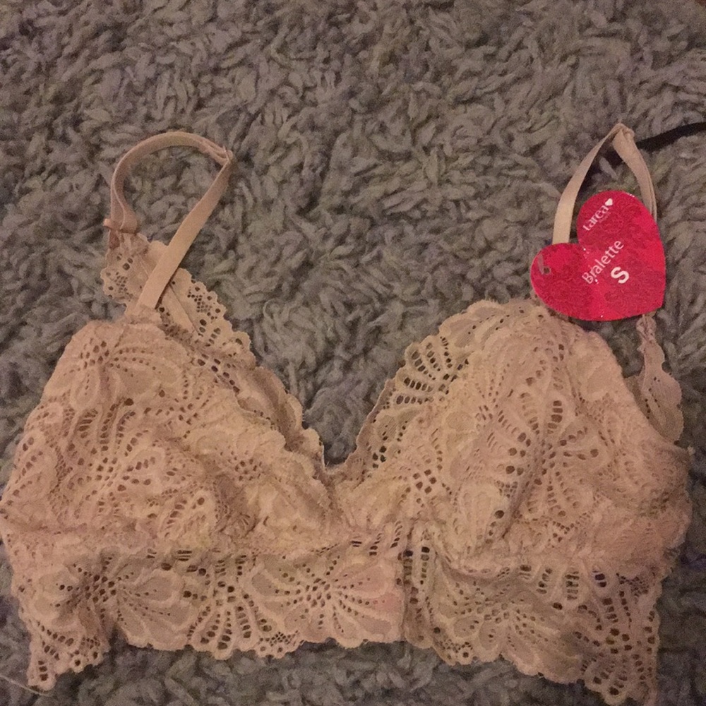 Tan bra-let